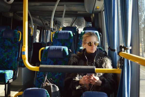 Aggiornamento SALTA SU: trasporti gratuiti per gli studenti under 19 La piattaforma attivata il 25 agosto ha raggiunto 30.000 adesioni Ora si può recuperare il titolo gratuito anche in caso di PIN errato